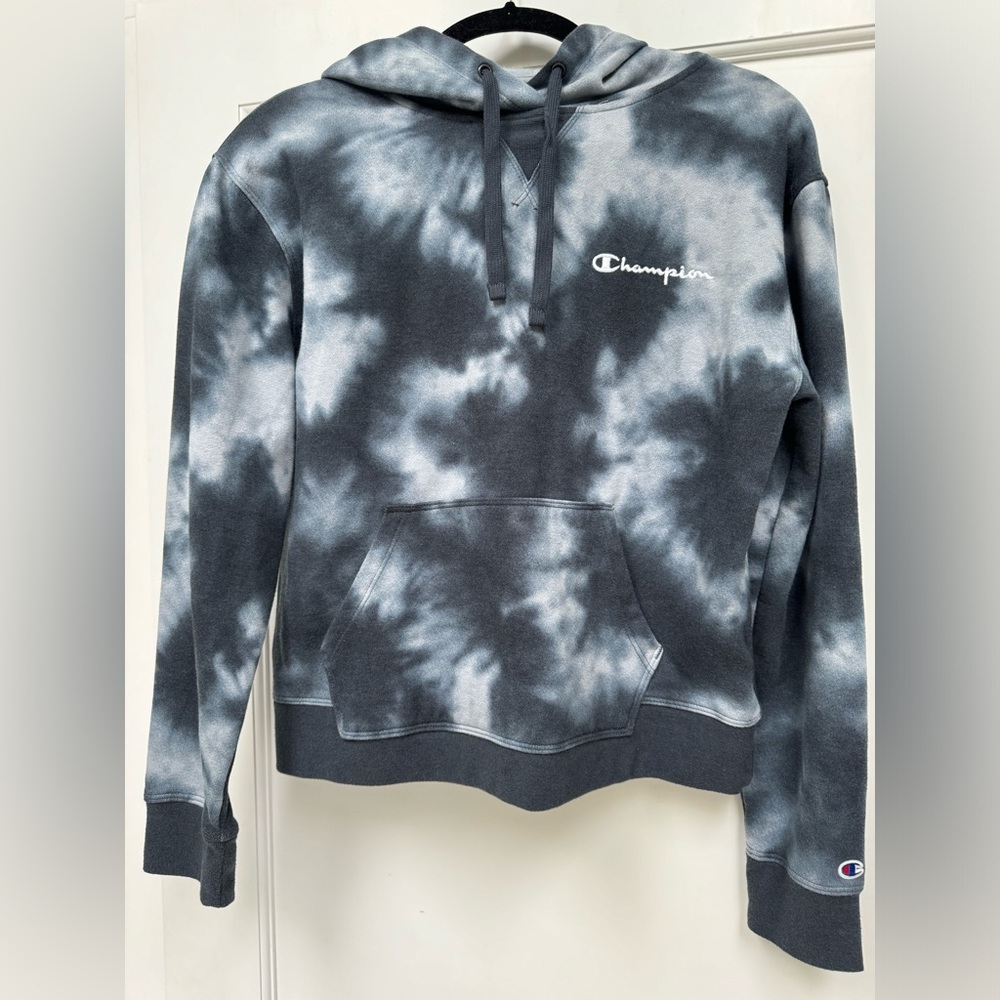 Champion Pull Over Hoodie